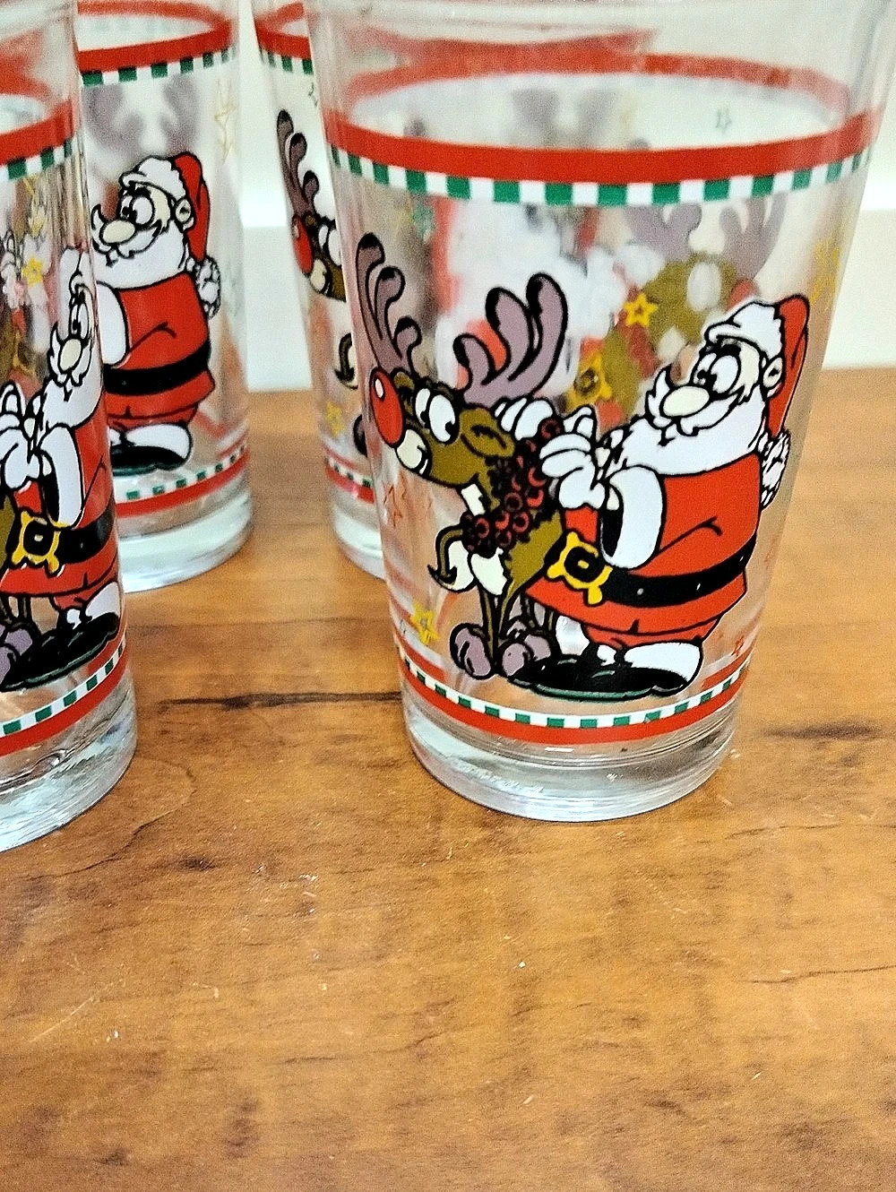 Vintage Firna Santa Claus and Rudolph 8 Oz. Drinking Glass Set Of 4